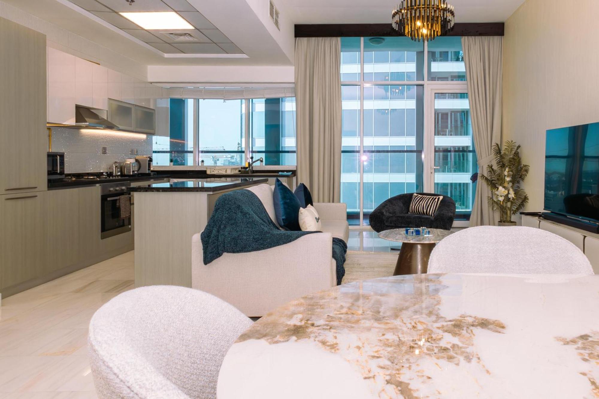 Apartment Welhome - Opulent Retreat With Panoramic Cityscape Views *