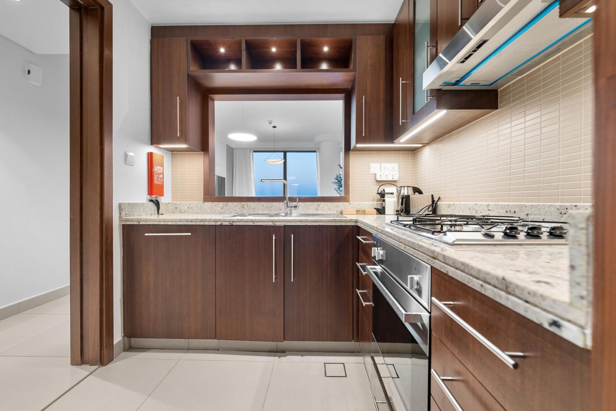 Magnificent - New Stylish 1 Bedroom In Downtown