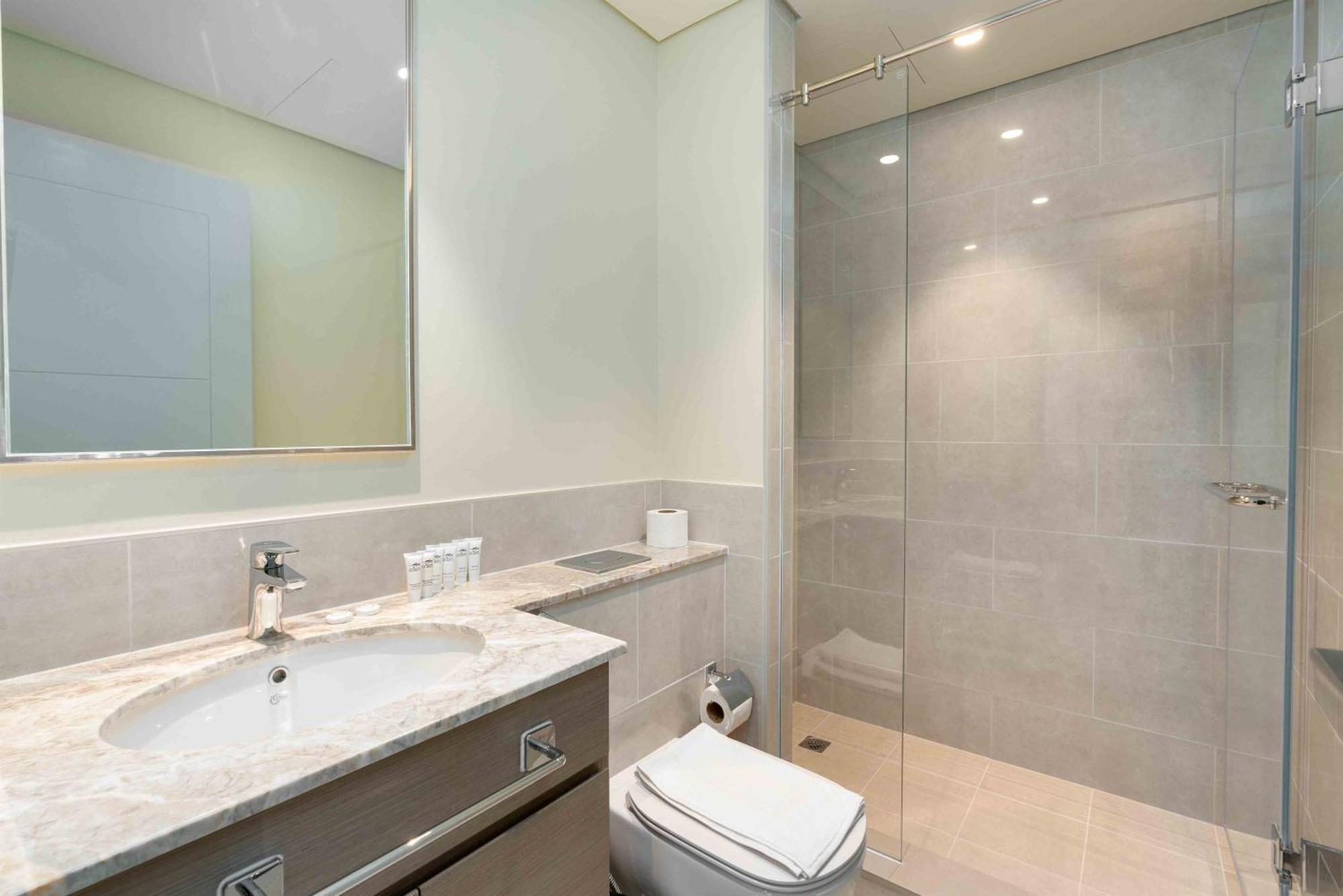 Apartment Elegant Escapes - 3b In Heart Of Downtown, *