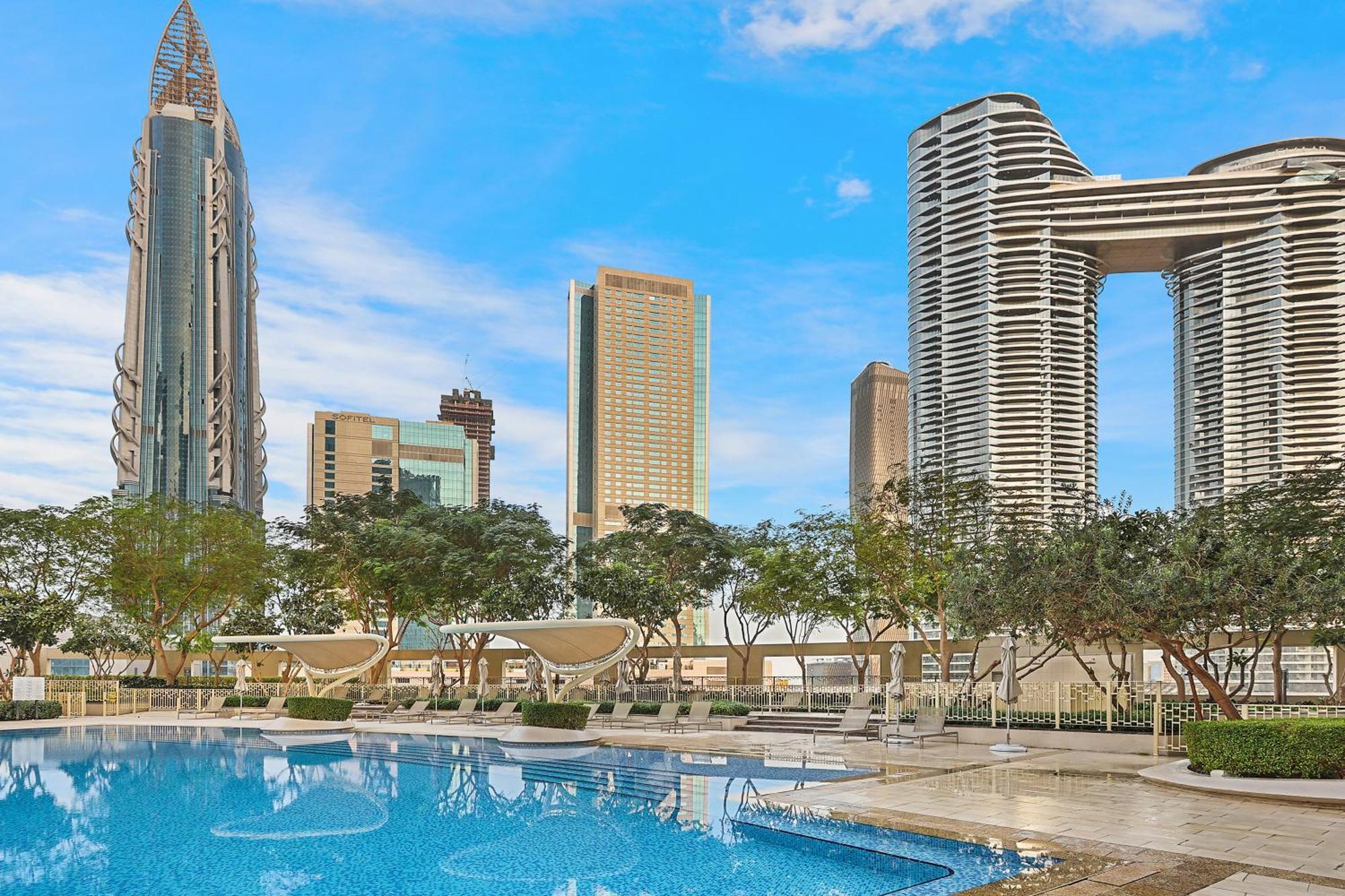 First Class 2br With Full Skyline & Sea View Apartment