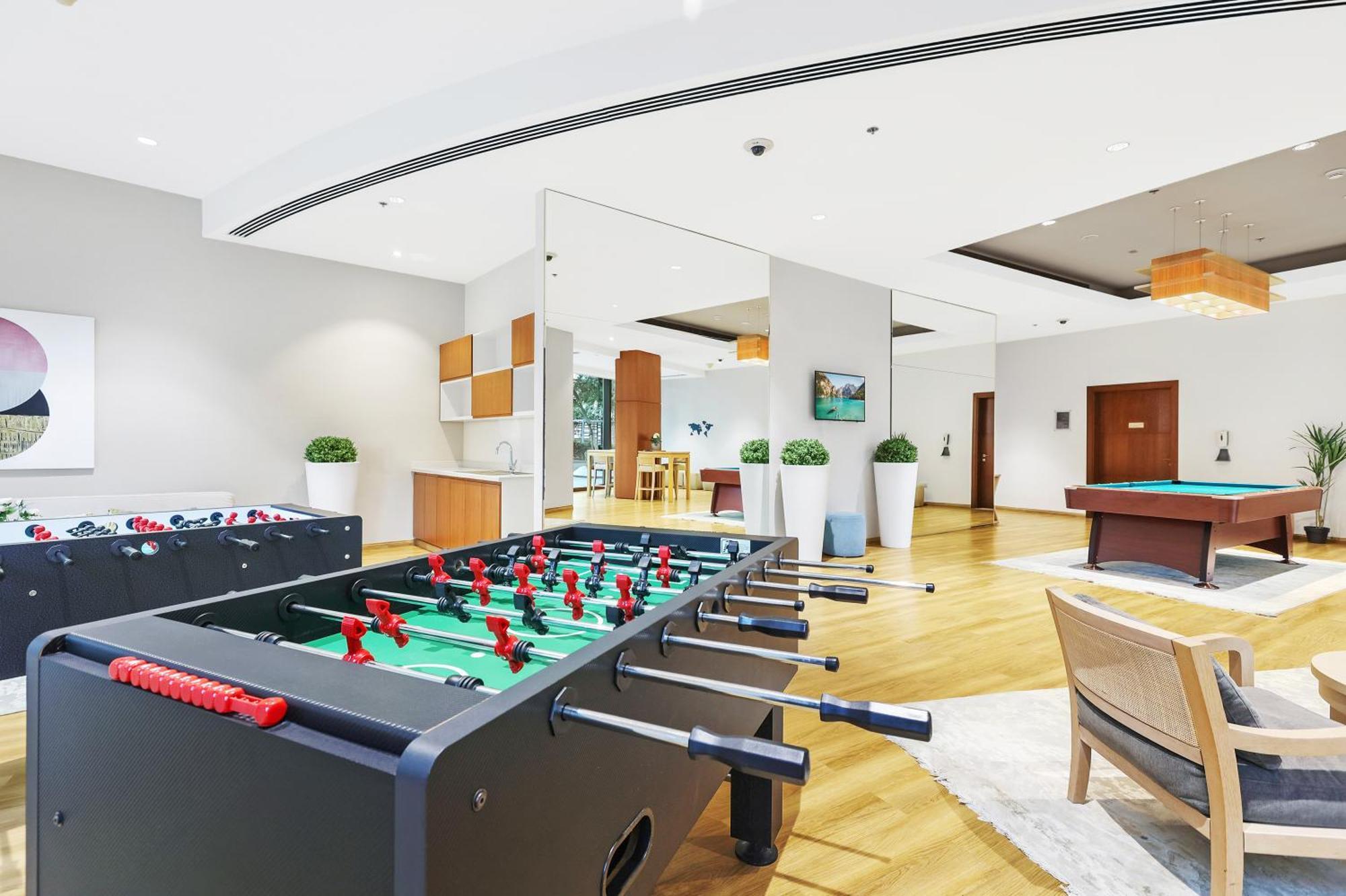 First Class 2br With Full Skyline & Sea View Apartment