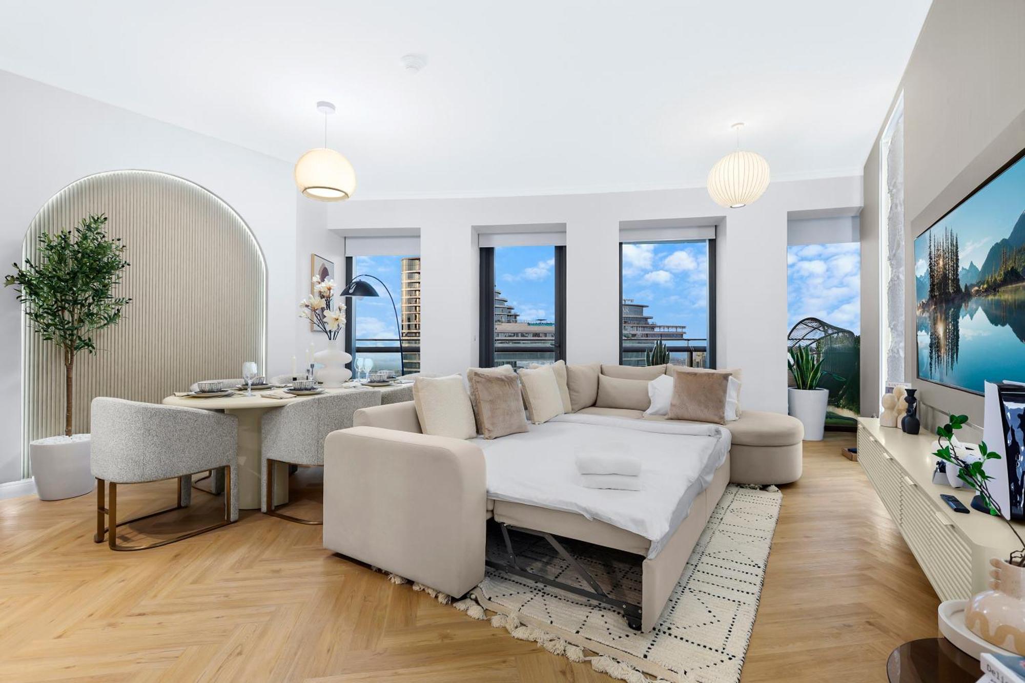 Apartment First Class 2br With Full Skyline & Sea View Dubai