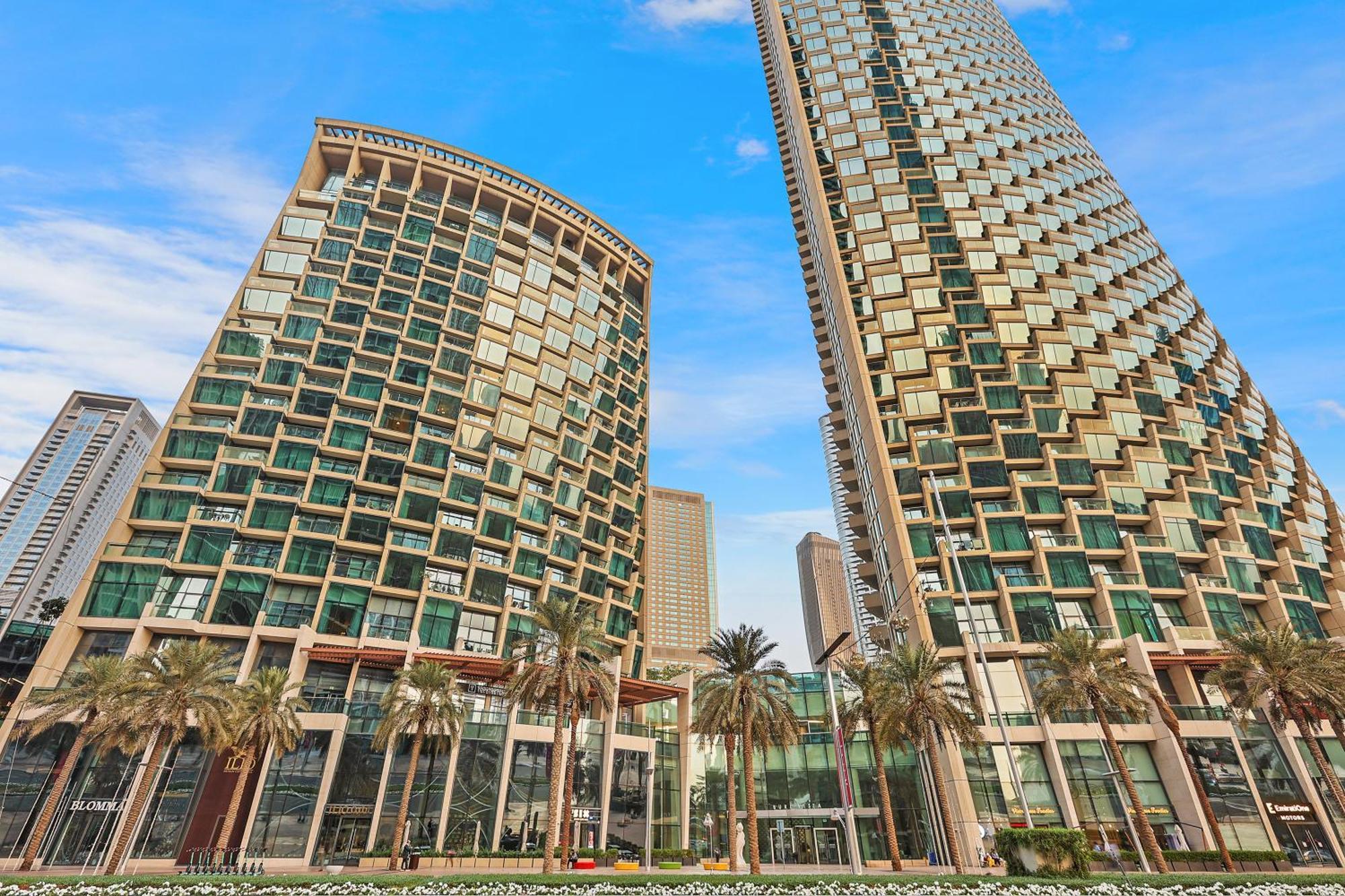 Apartment First Class 2br With Full Skyline & Sea View