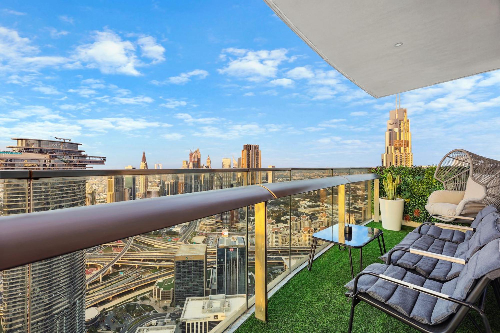 Apartment First Class 2br With Full Skyline & Sea View Dubai