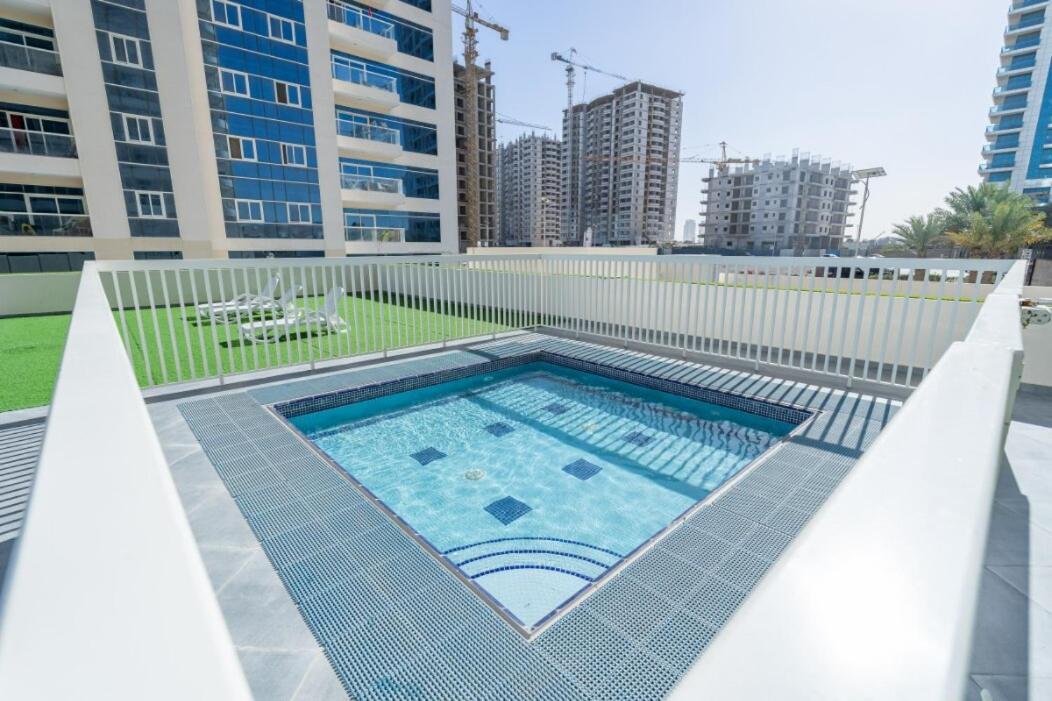 Calm Right By The Golf Courses In Sports Apartment *