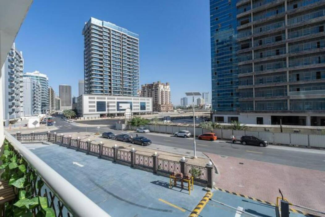 Calm Right By The Golf Courses In Sports Apartment *