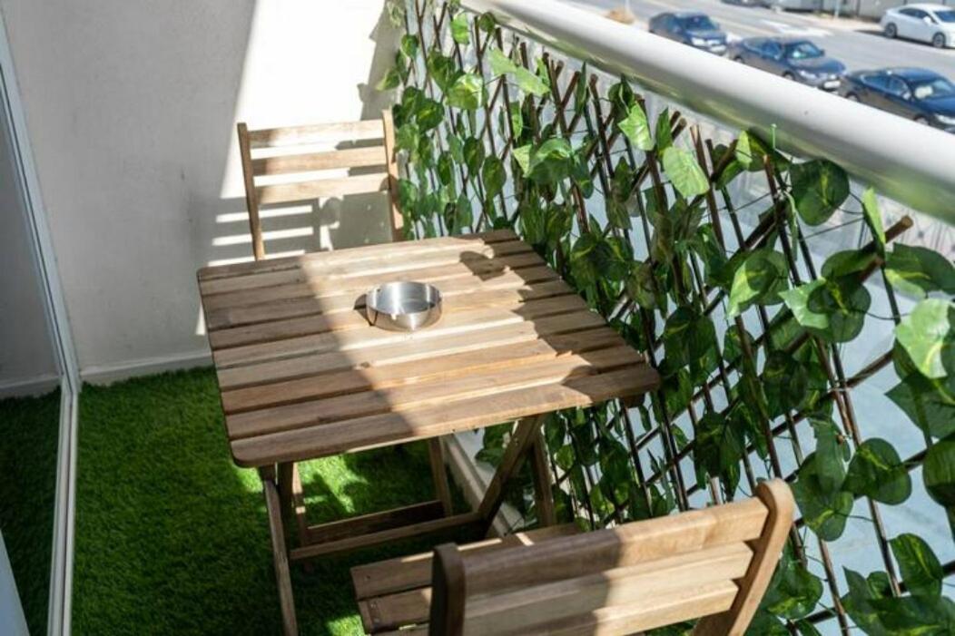 Calm Right By The Golf Courses In Sports Dubai