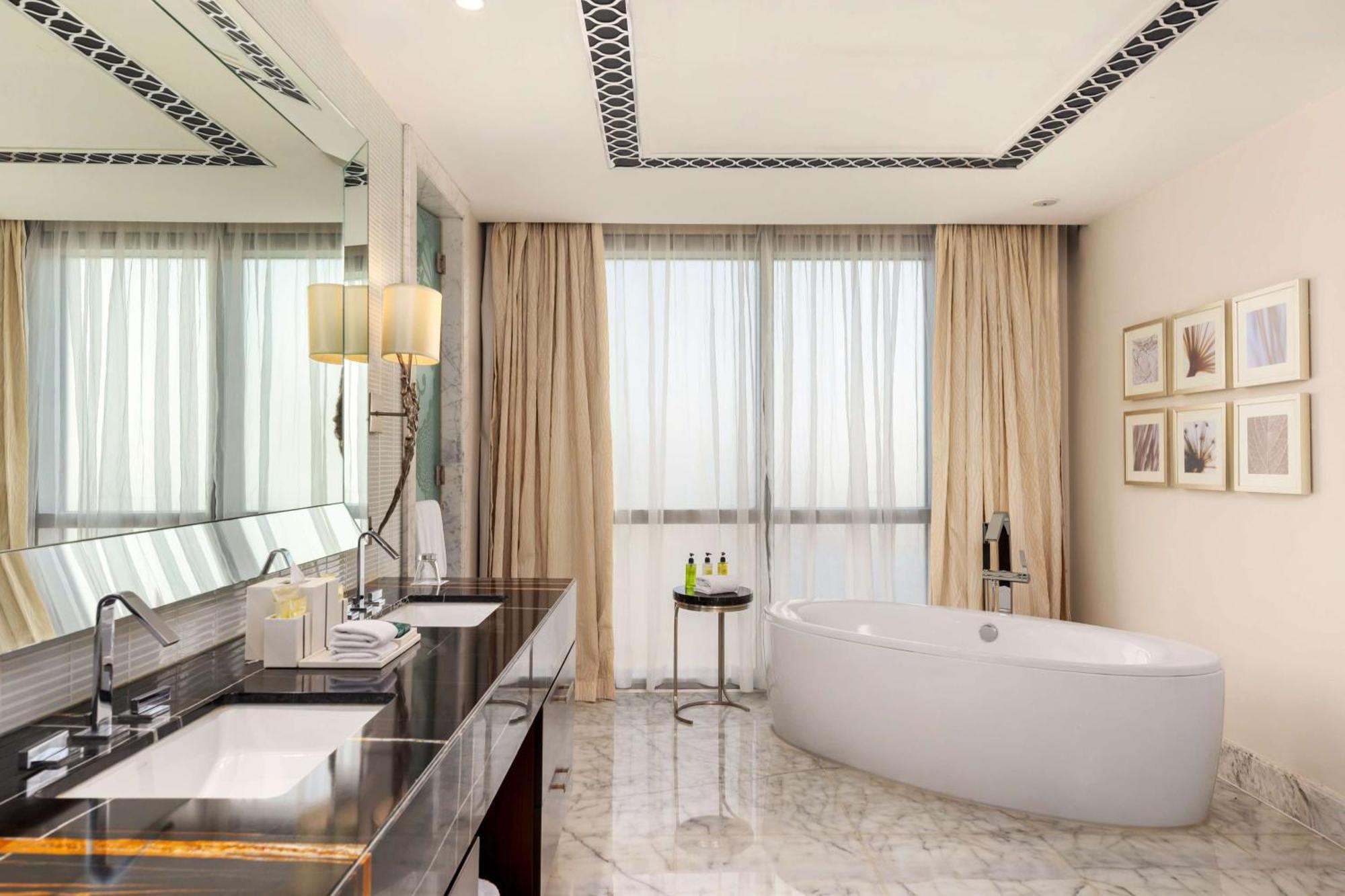 Hotel Hilton Al Habtoor Dubai