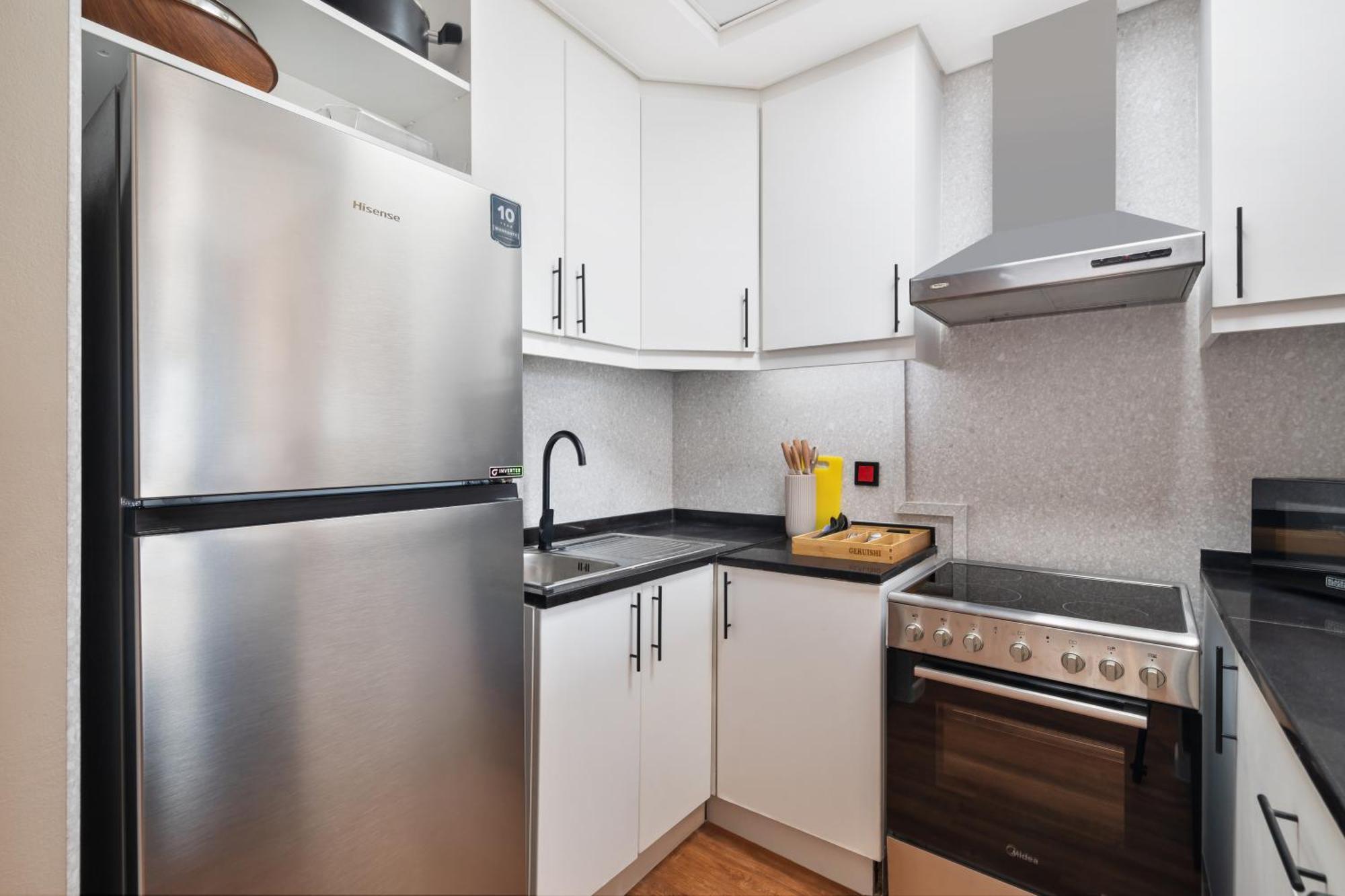 Cozy In Discovery Gardens Apartment *