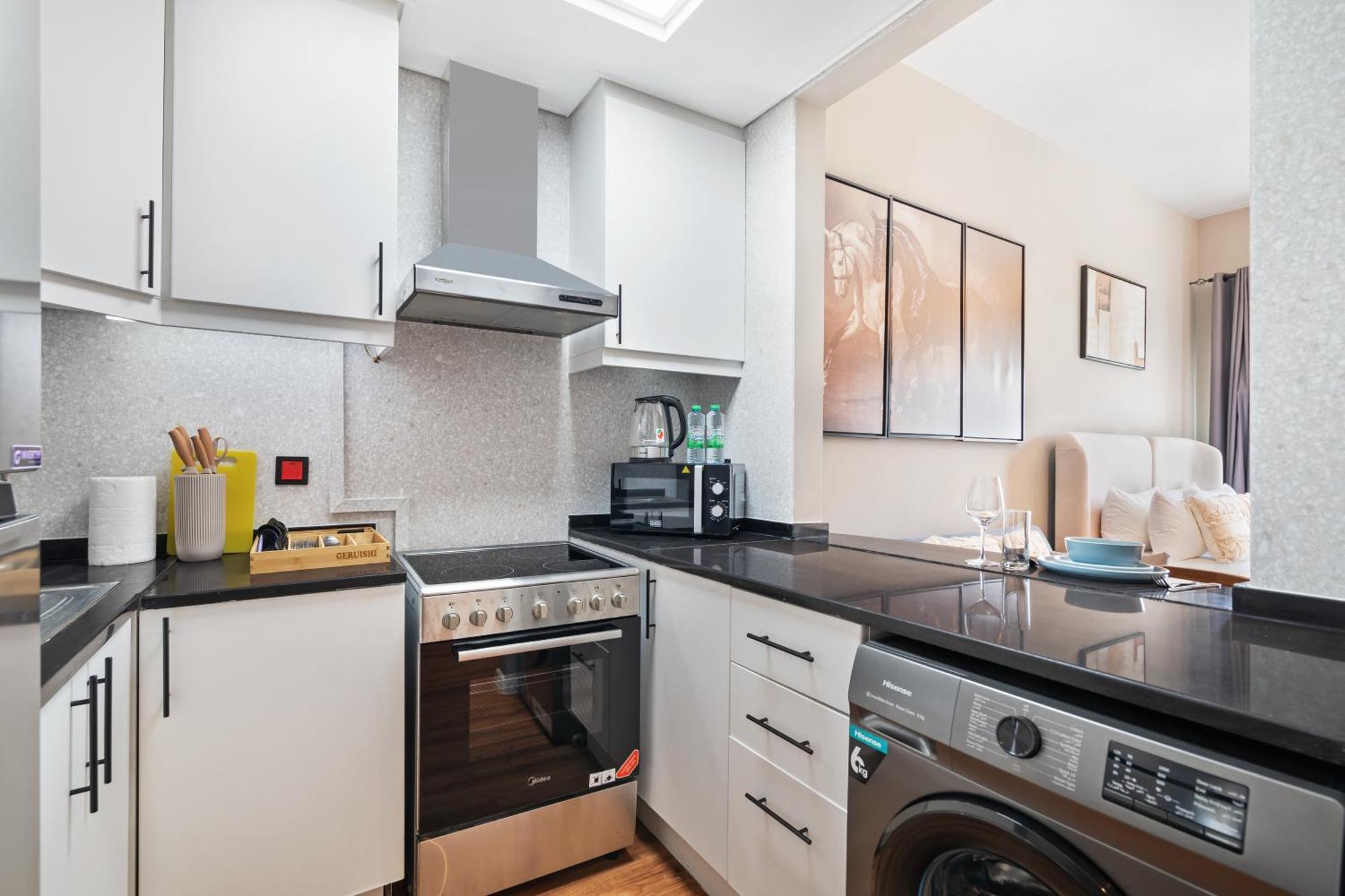 Cozy In Discovery Gardens Apartment *