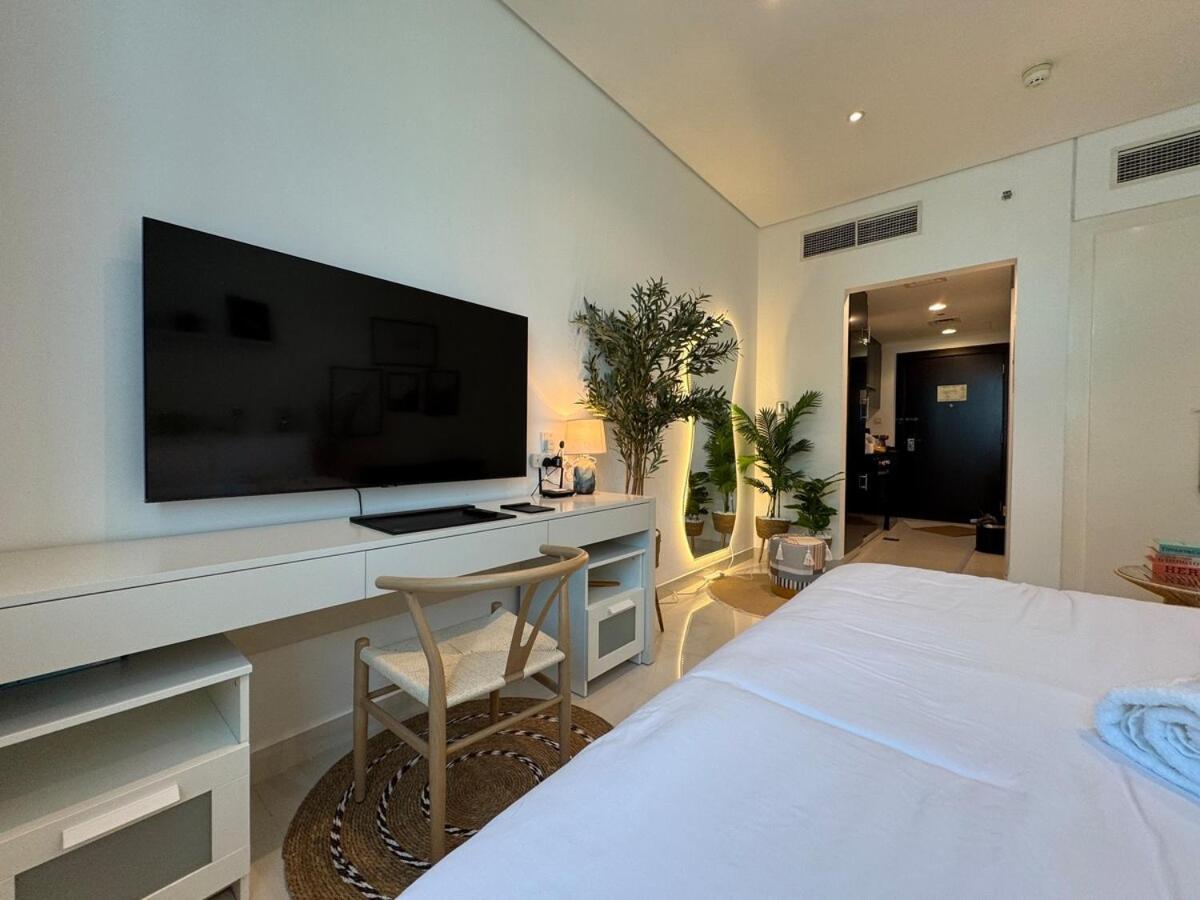 Ashri Hh, Bohemian Style In Downtown Apartment