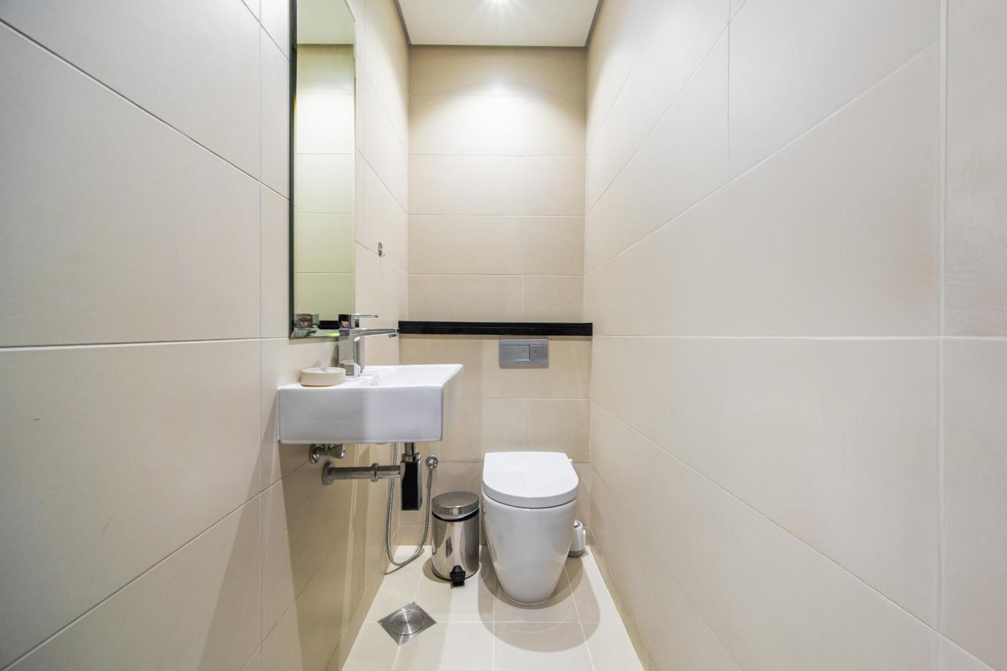 Silverene Tower, 28th-floor Marina View, Walk To Apartment *