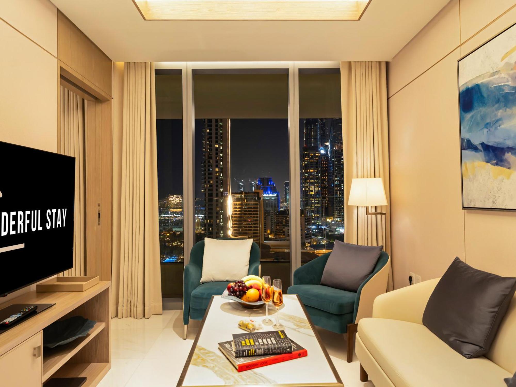 Wonderfulstay At Five Luxe Jbr - Palm And Eye View - Private Hot Tub - Brand New Luxury