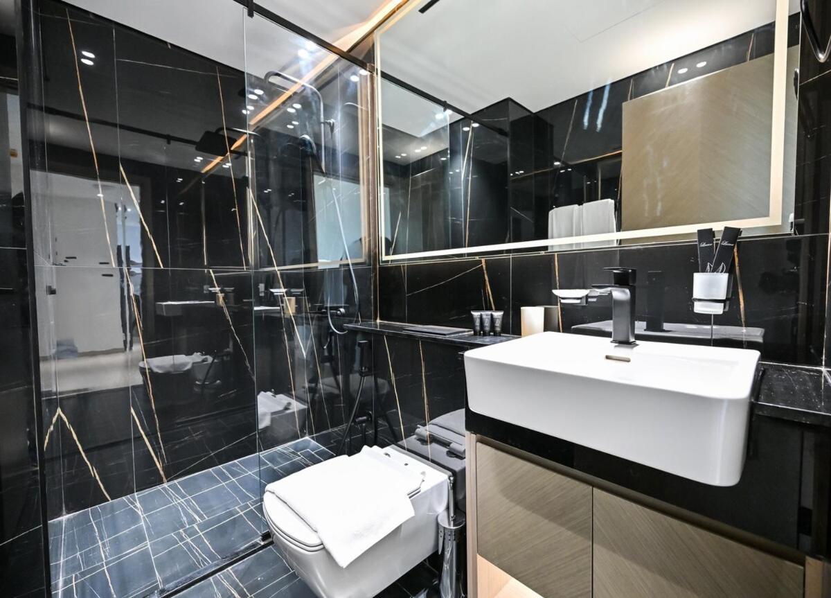 Apartment Stunning 1 Bdr Luxury At Jvc Dubai