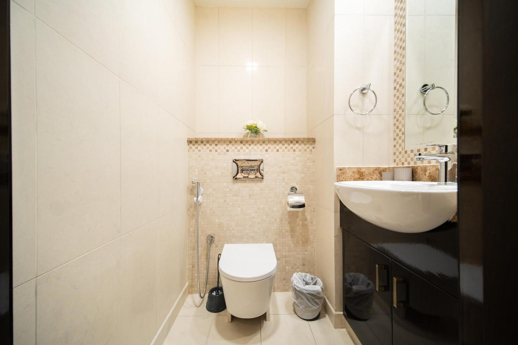 Spacious 2br - Private & Sea & Skyline Views Apartment Dubai