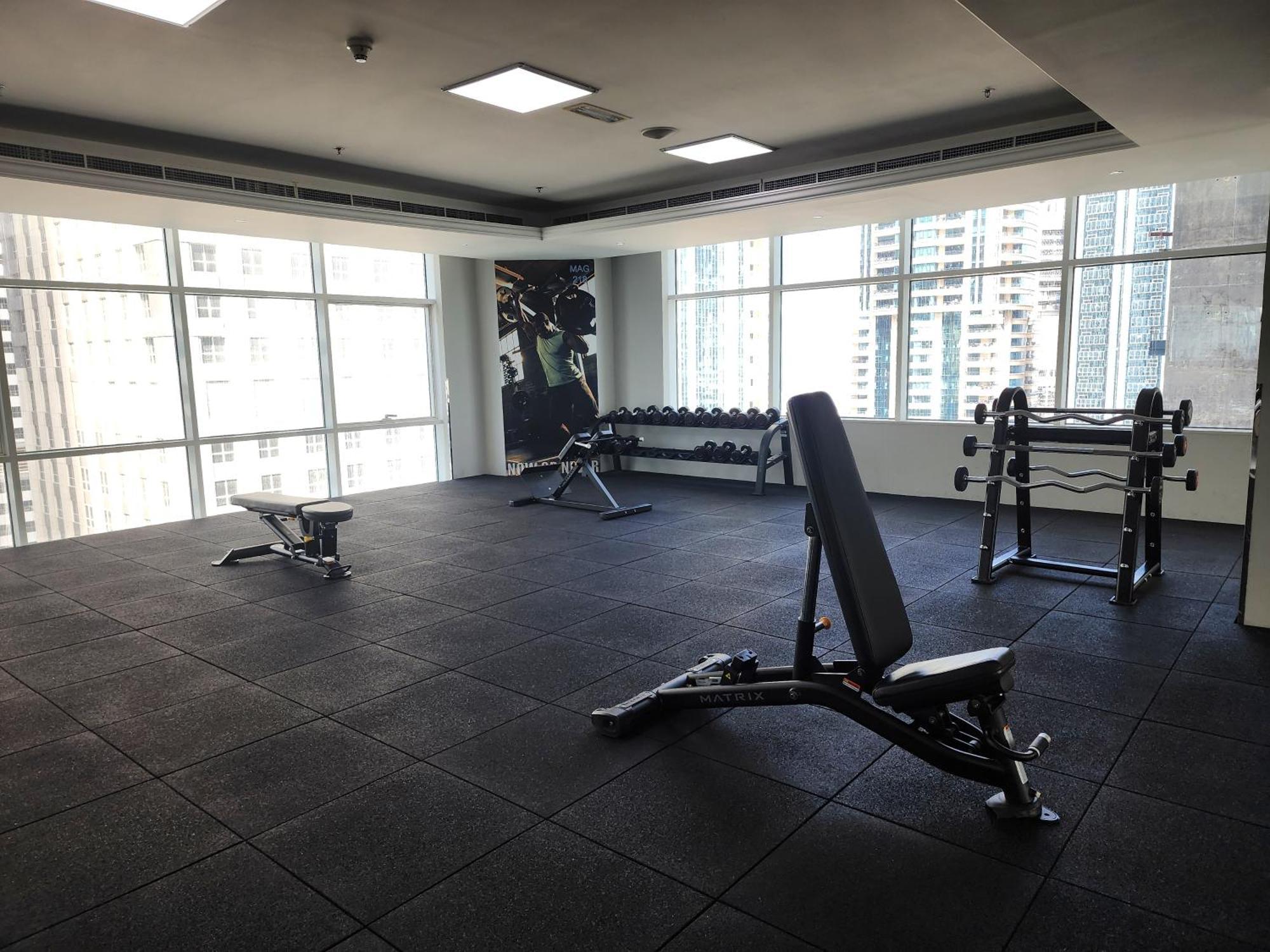 Chateau Chill, High-rise Marina Escape Apartment