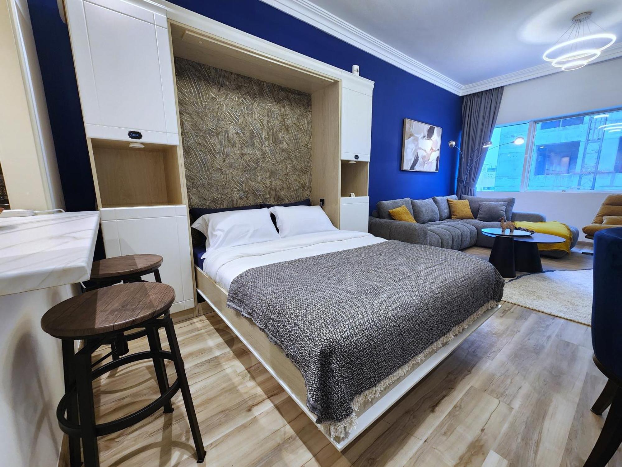 Chateau Chill, High-rise Marina Escape Dubai