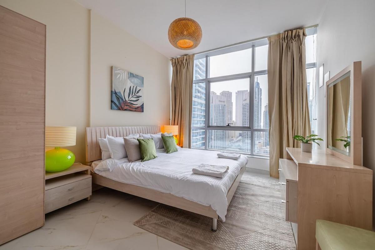 2 Bedroom I Marina Diamond 4 I Close To Metro Apartment