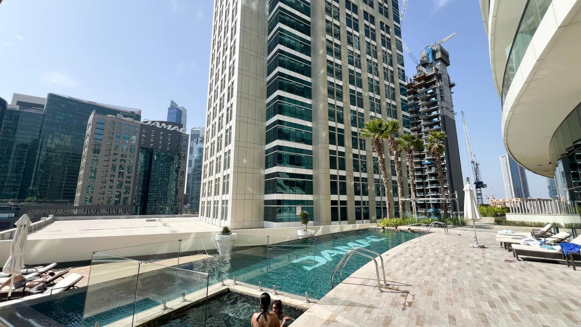 Apartment Bay's Edge, Luxury Canal View 2br In Business Bay Dubai