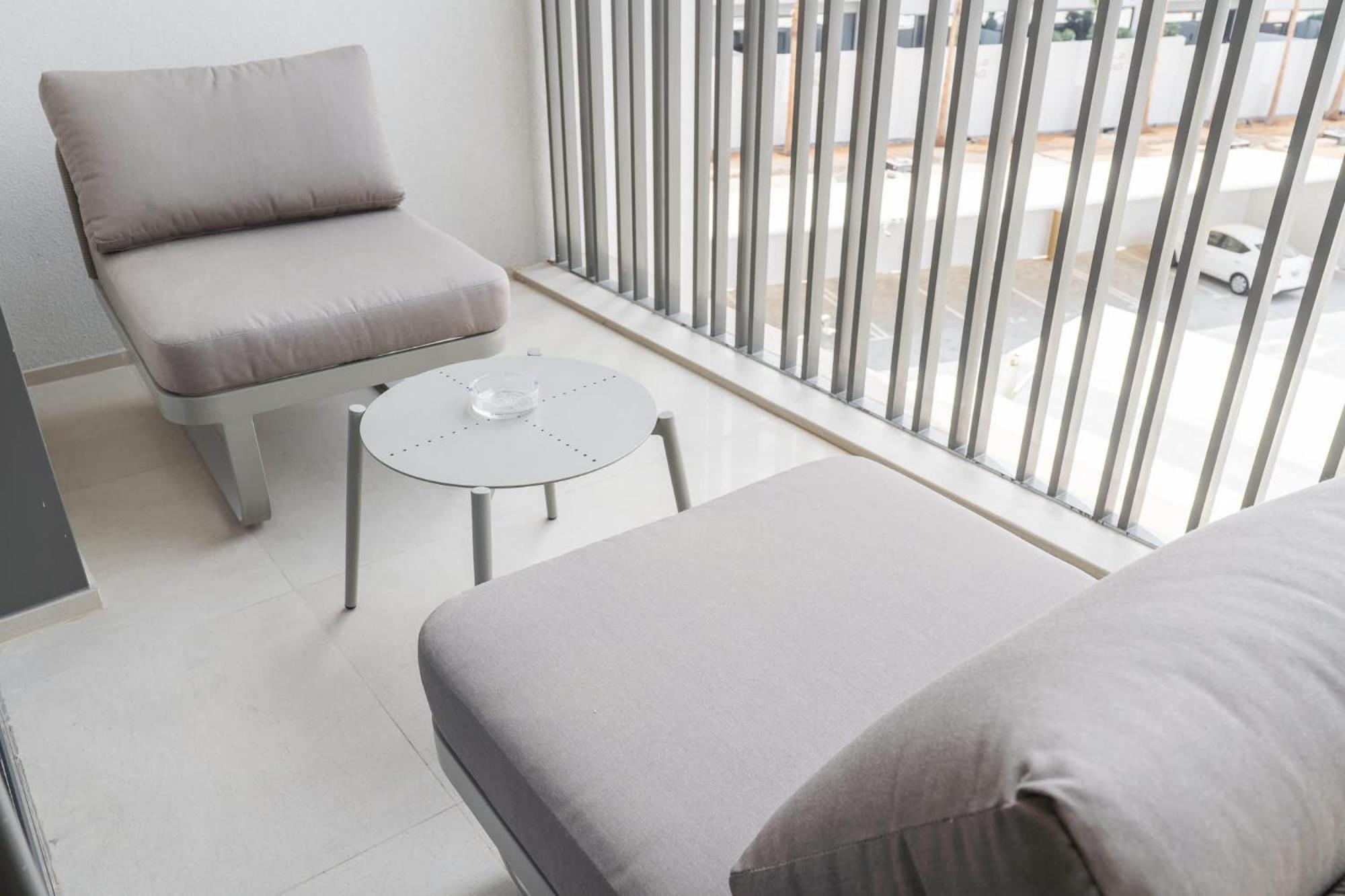 A Perfect In Mag 980 That Sleeps 2 *