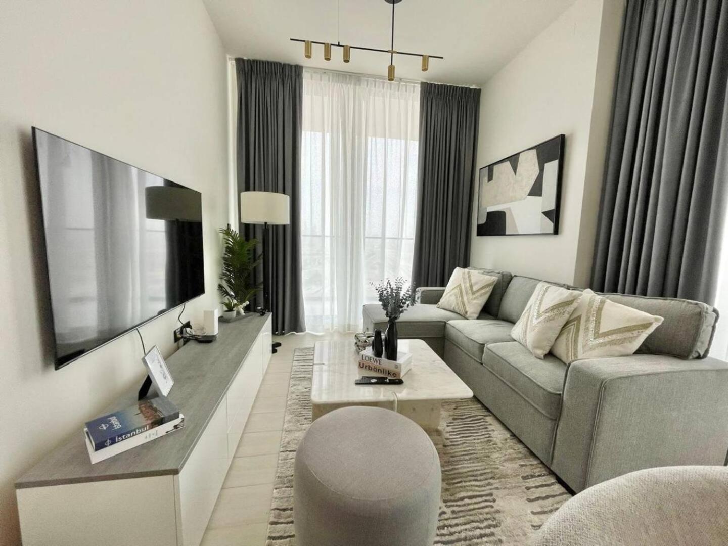 Apartment Premium 2br With Private Pool In Jvc Dubai