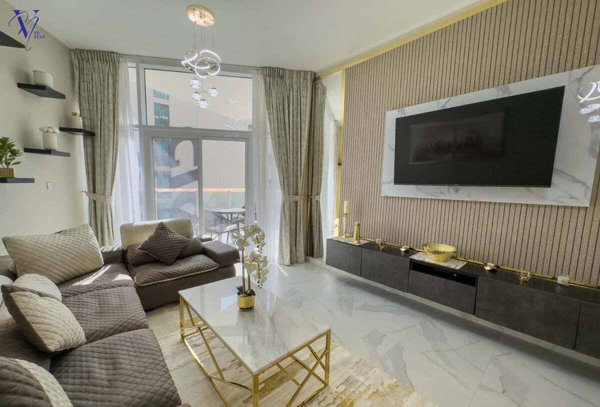 Apartment Luxurious 2-bedroom Haven