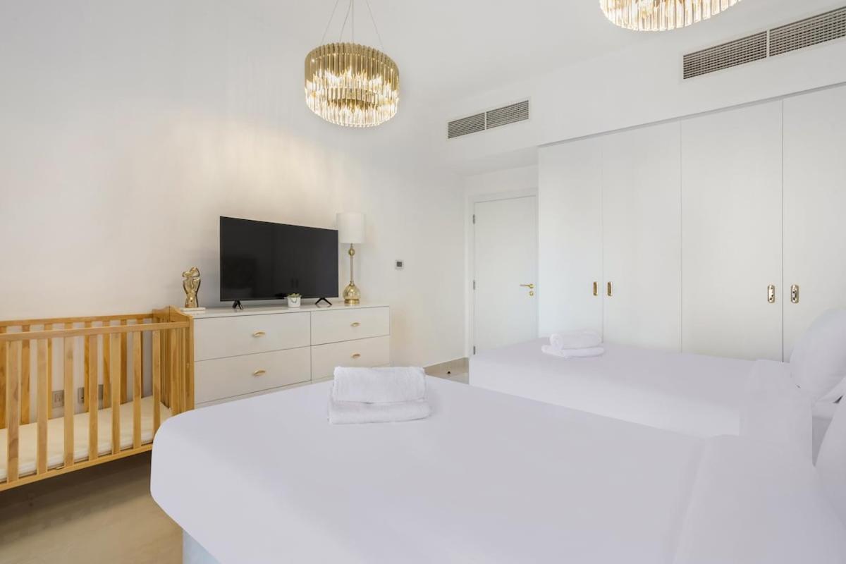 Apartment Classy 2br In Shams1 Panoramic View In Jbr Dubai