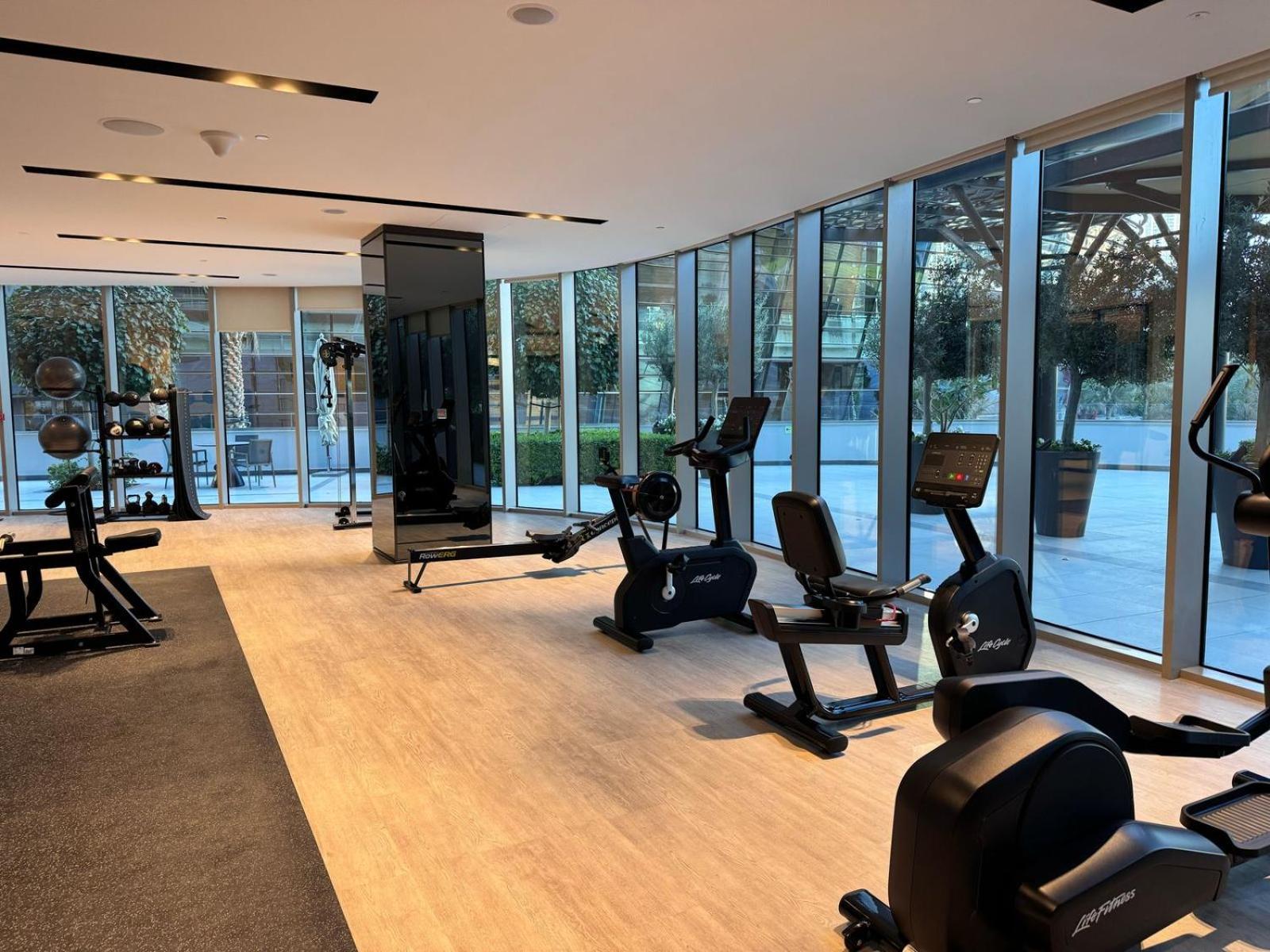 Luxury 1br In Grande Downtown Apartment