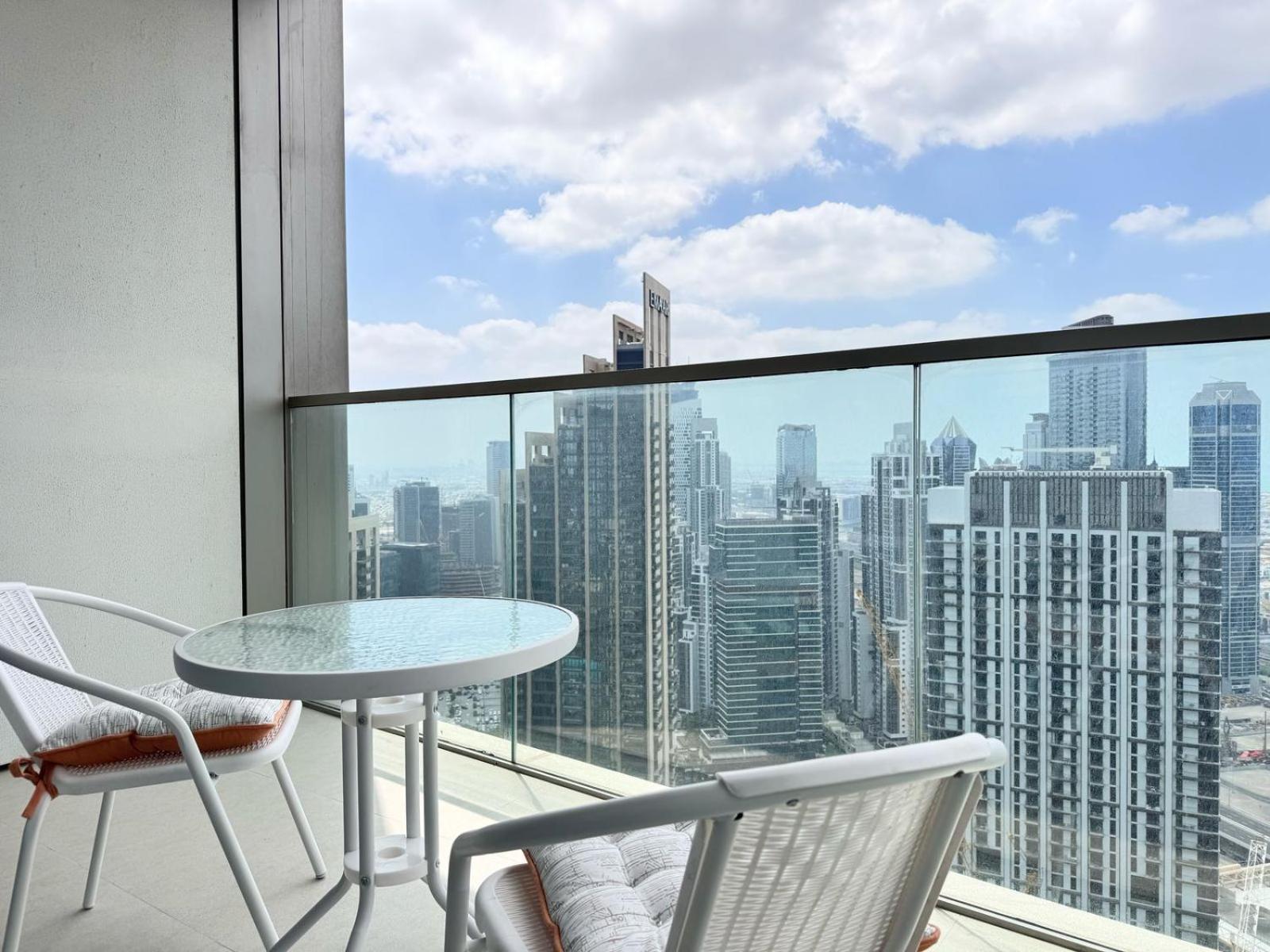 Luxury 1br In Grande Downtown