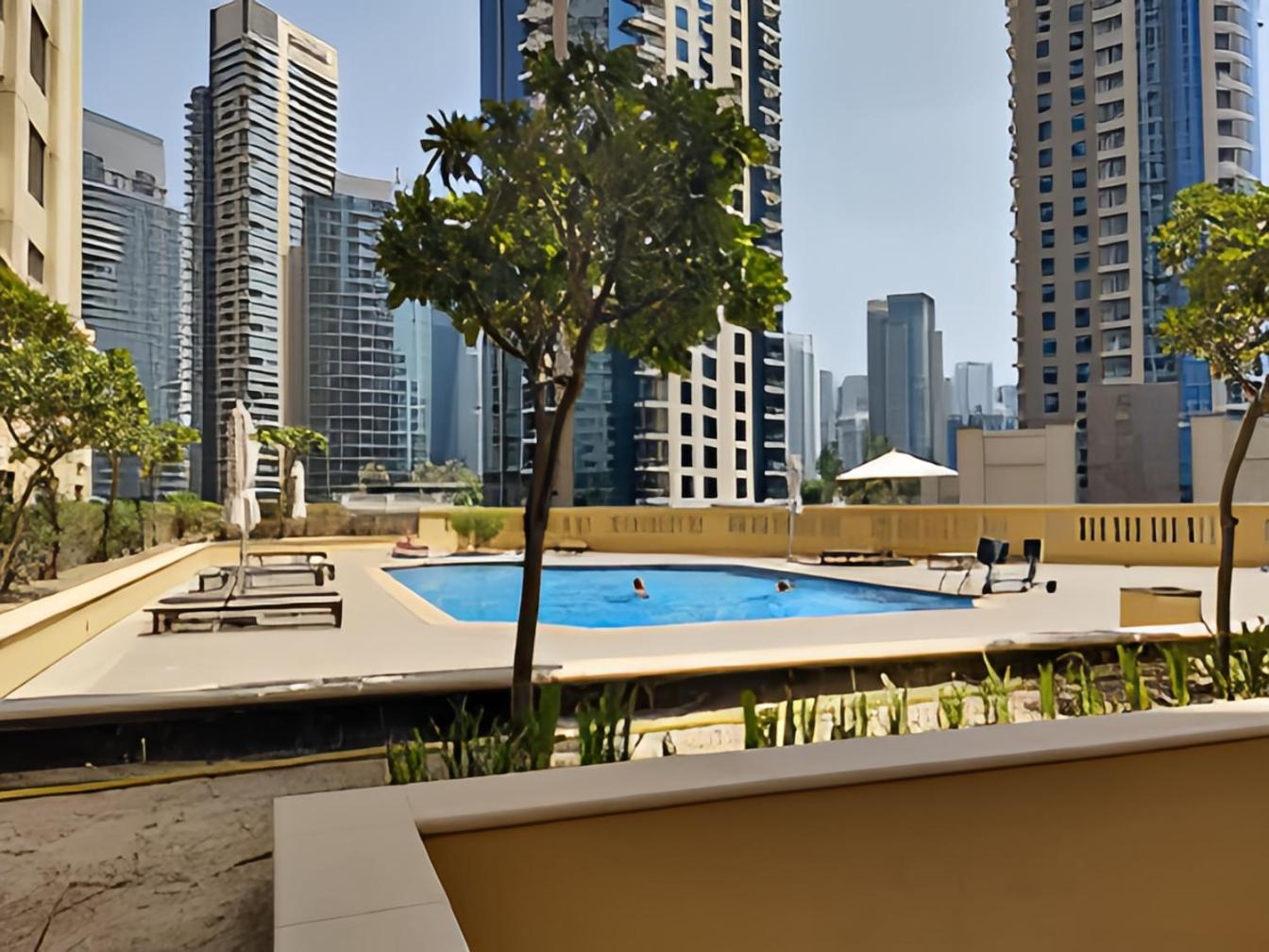 5-bed, Beachfront Very Spacious Entire In Jbr *