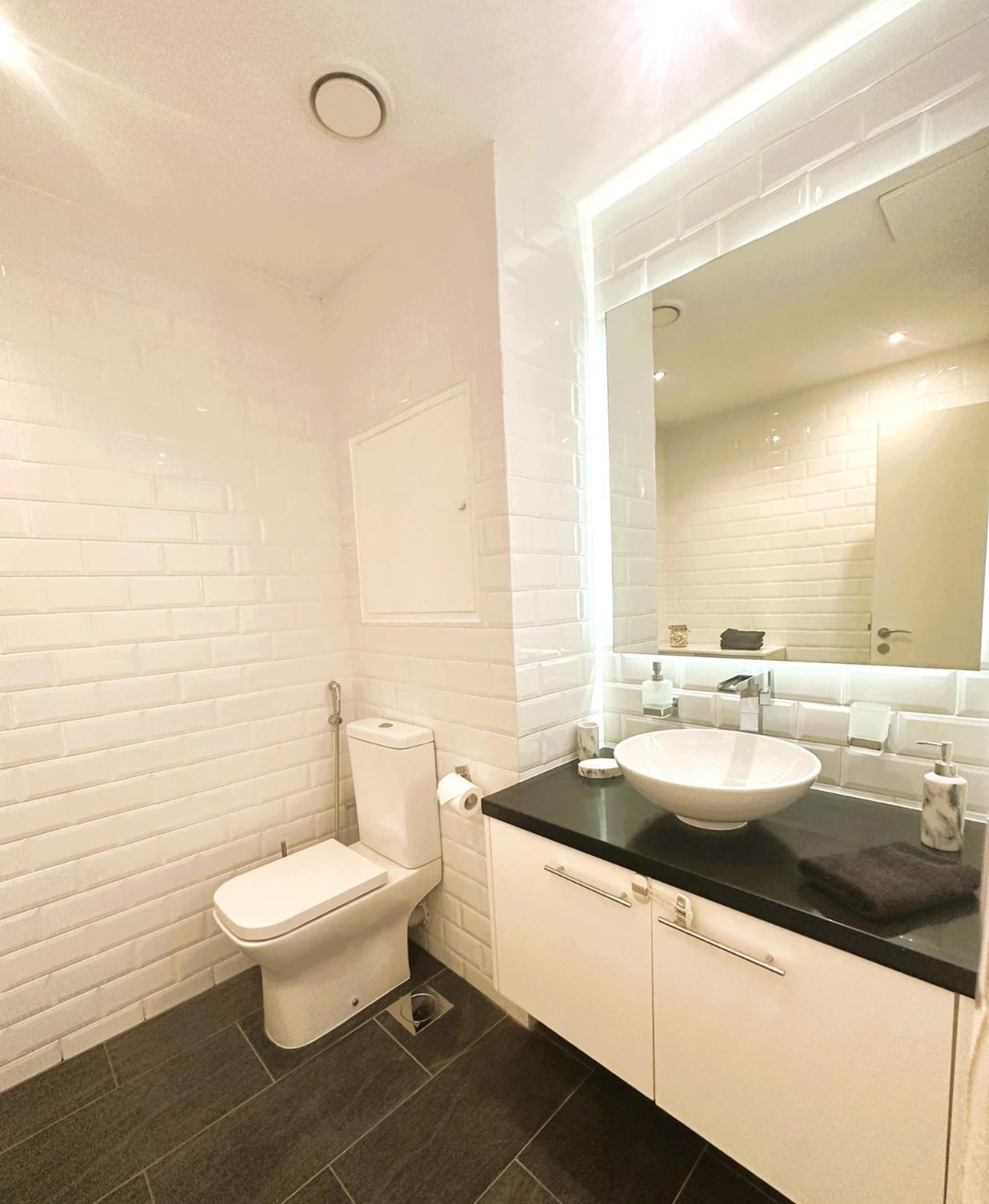 Apartment 5-bed, Beachfront Very Spacious Entire In Jbr