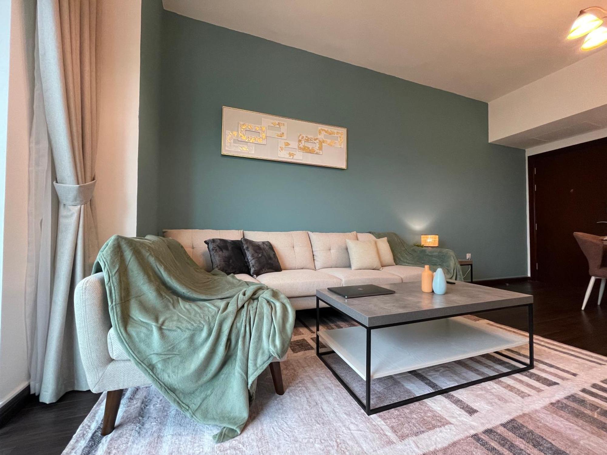 Ultra Luxury Chic 2bed In *