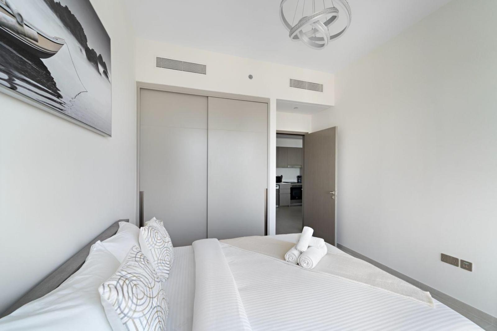 Apartment Luxury 1br In Grande Downtown