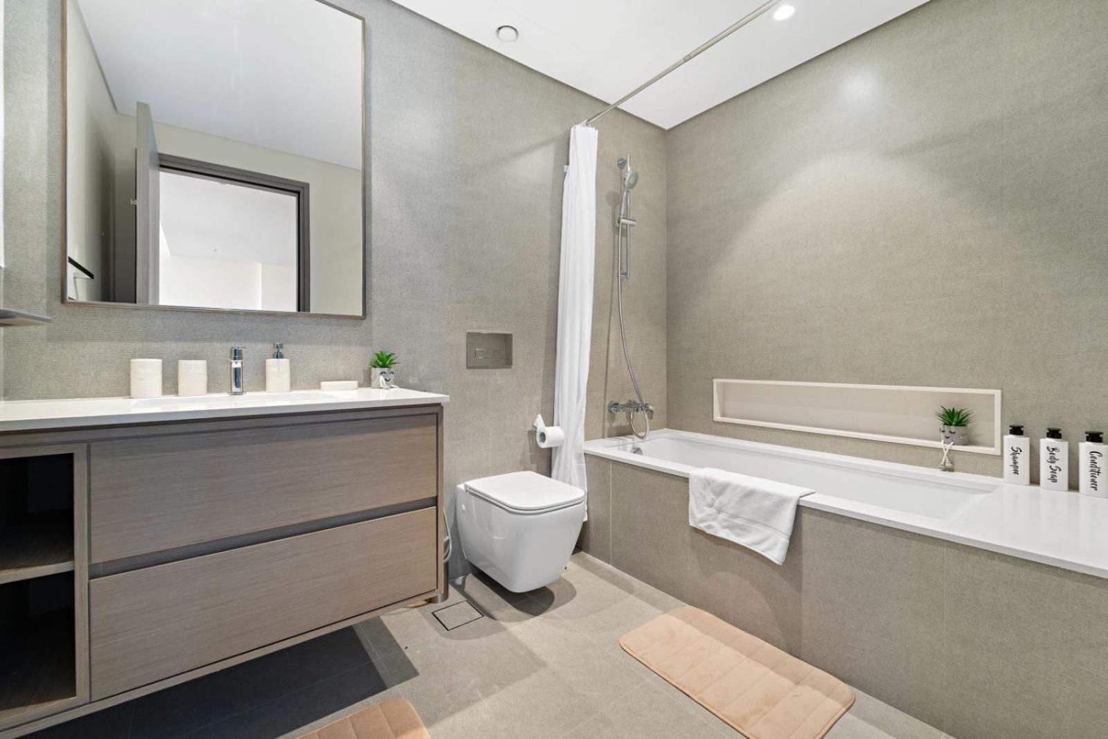 Luxury 1br In Grande Downtown Apartment