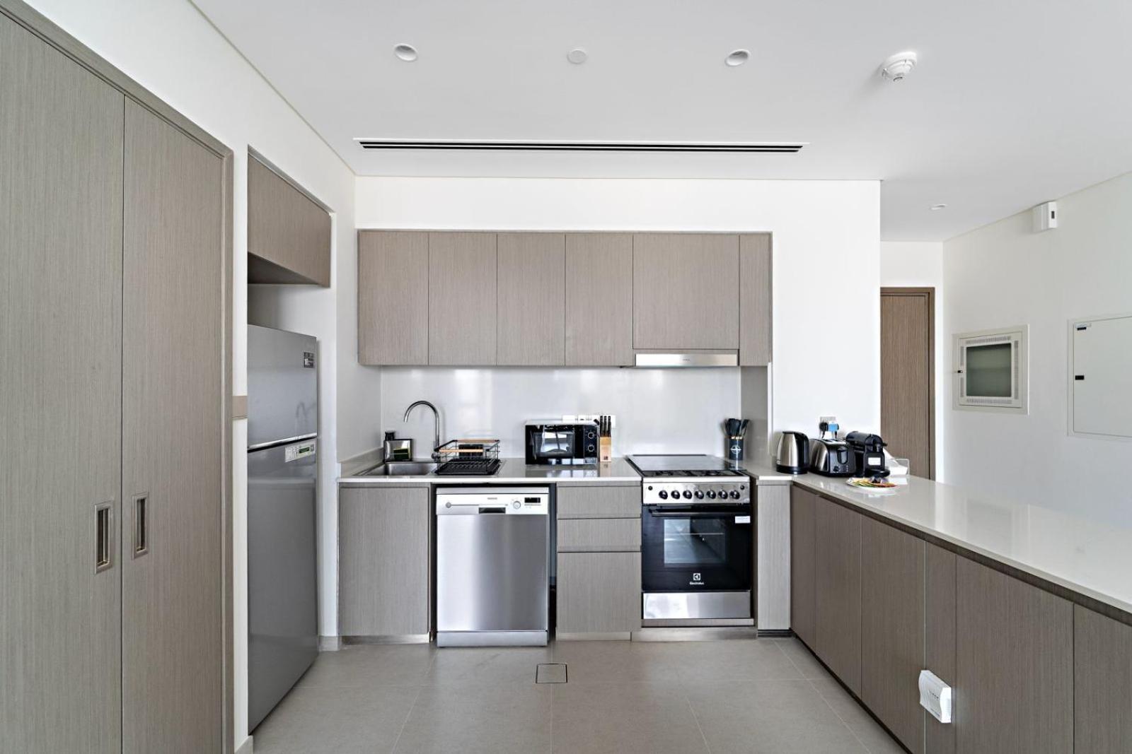 Luxury 1br In Grande Downtown