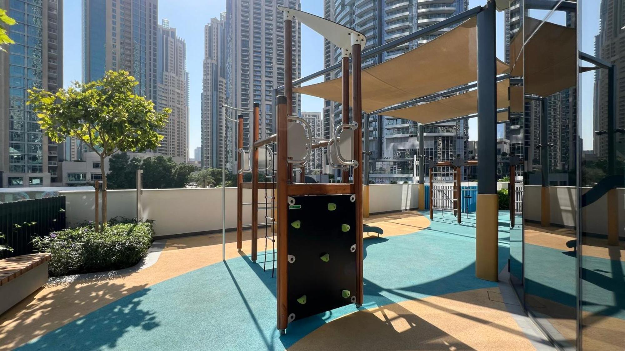 Grande Signature, 1br, Infinity Pool & Gym, 5min Walk To Mall Dubai
