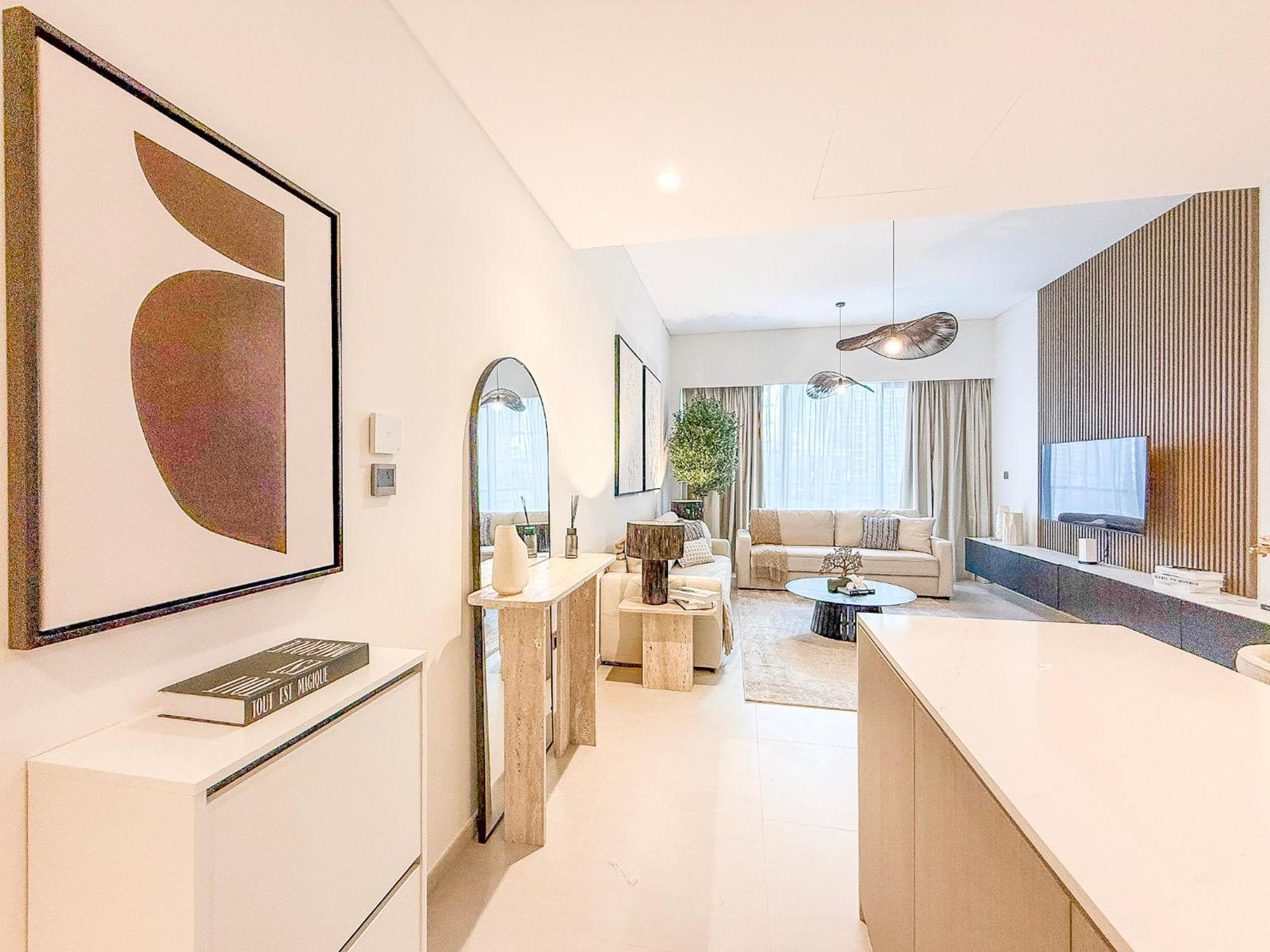 Grande Signature, 1br, Infinity Pool & Gym, 5min Walk To Mall Apartment Dubai