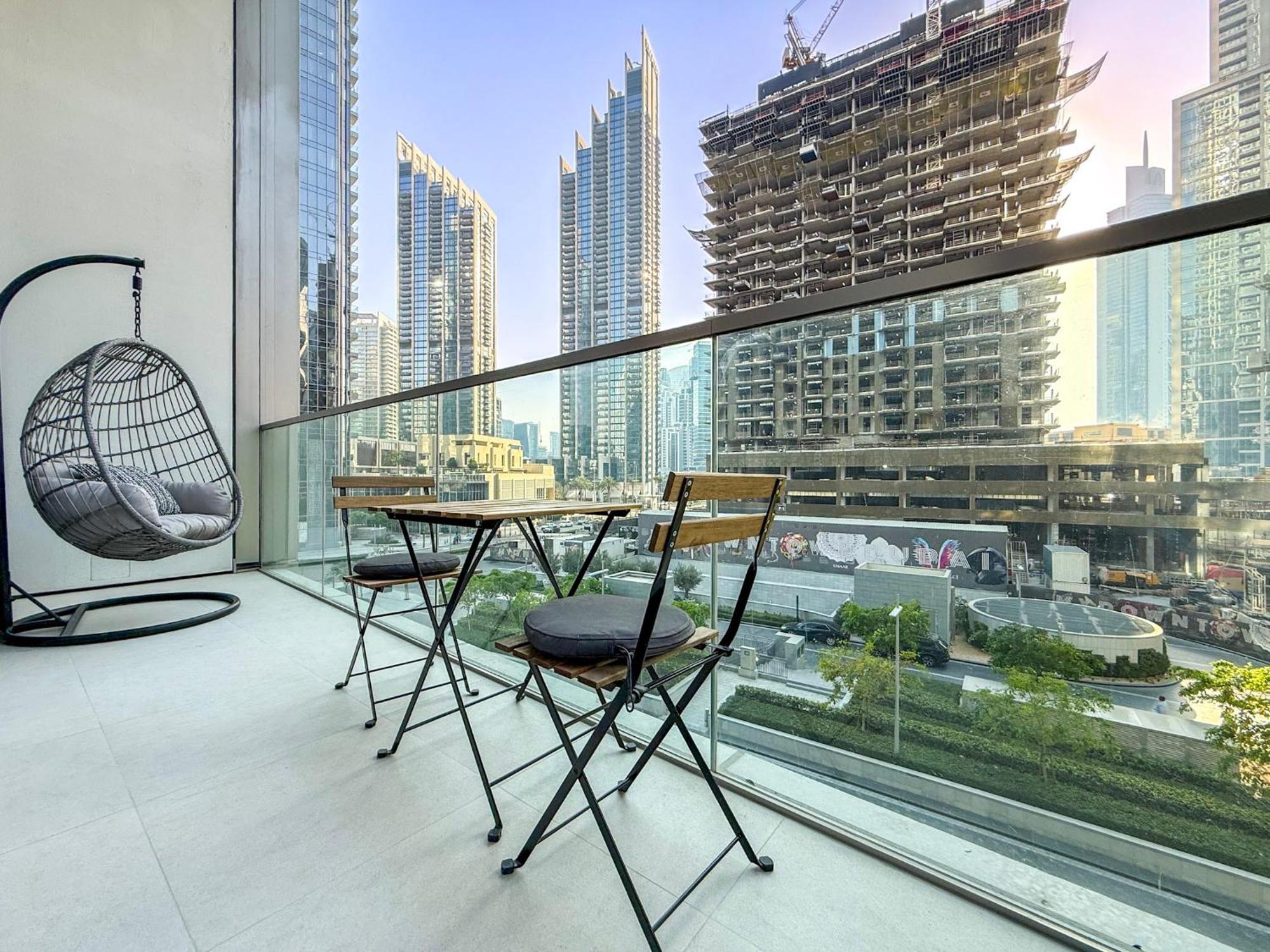 Apartment Grande Signature, 1br, Infinity Pool & Gym, 5min Walk To Mall Dubai