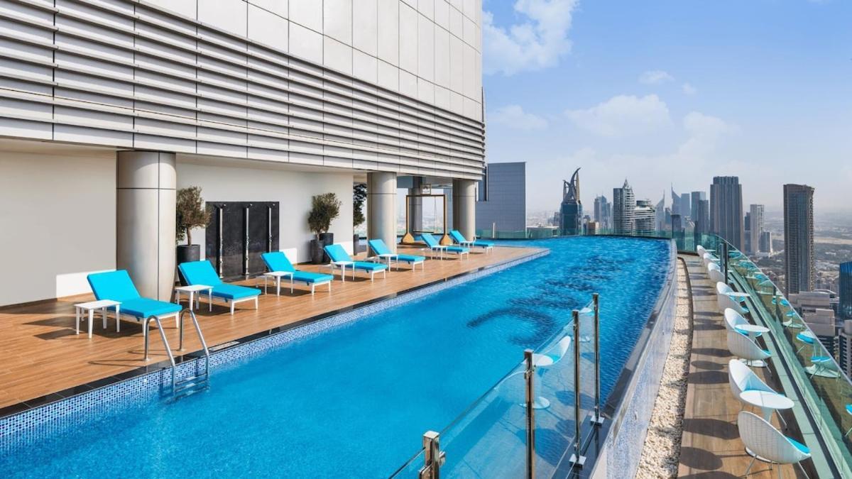 Apartment 3 Bedroom - Pool Access - 7 Mins To Mall - Sun Set View