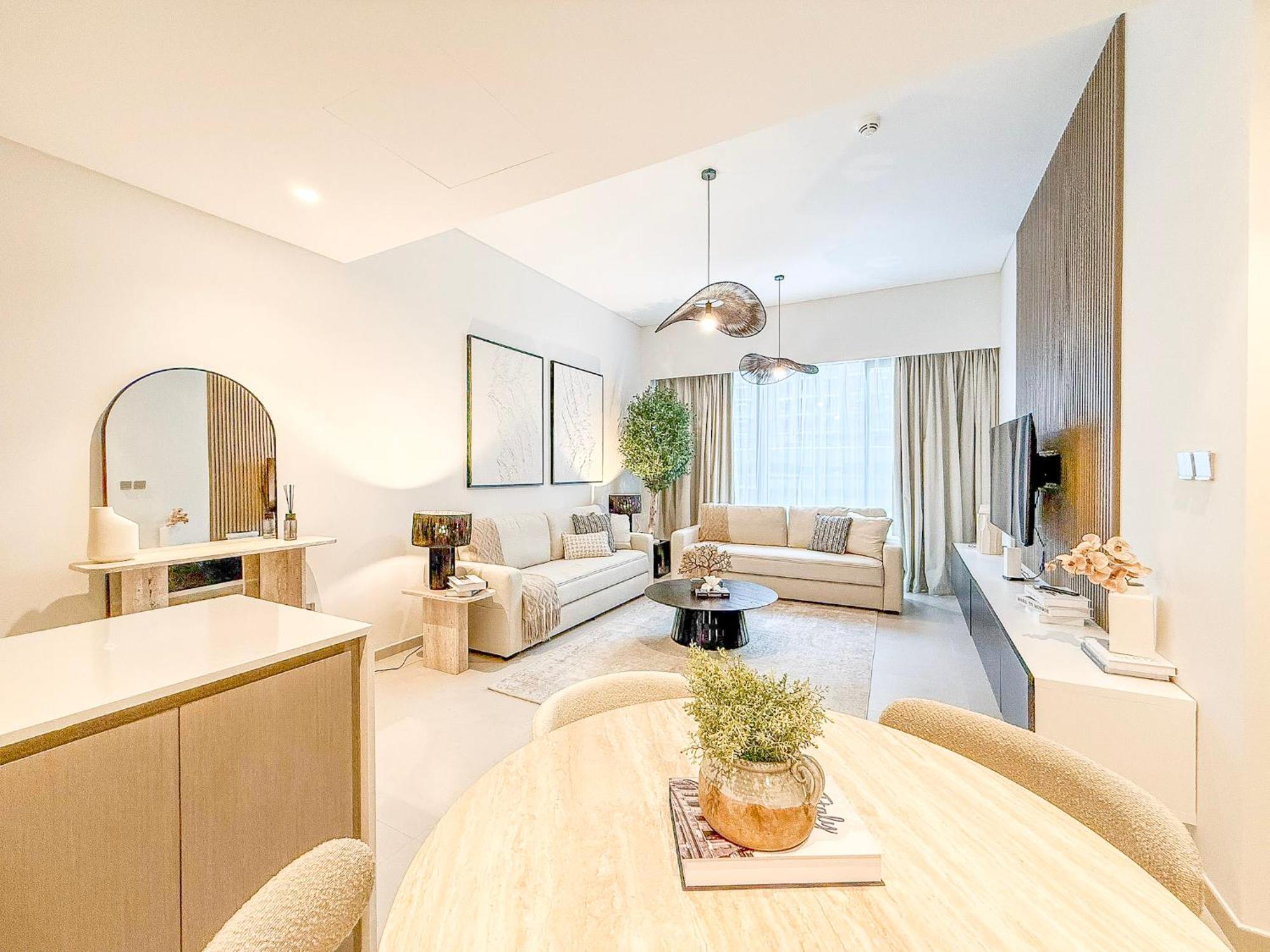 Grande Signature, 1br, Infinity Pool & Gym, 5min Walk To Mall