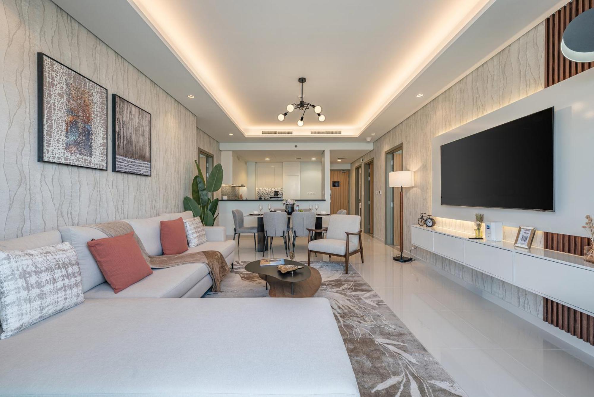 3 Bedroom - Pool Access - 7 Mins To Mall - Sun Set View Apartment *