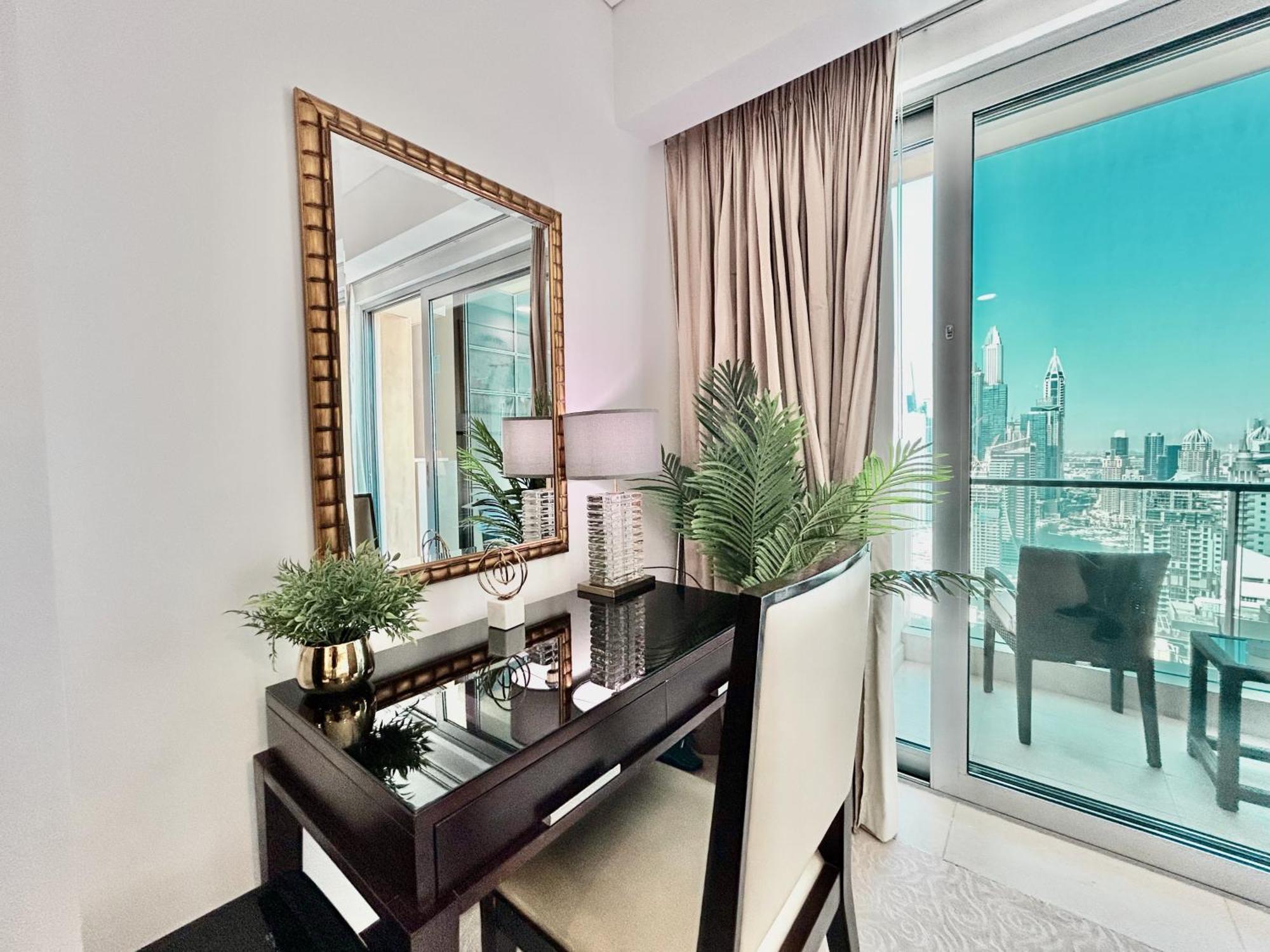 Jw Marriott Marina - The Address Marina * Dubai