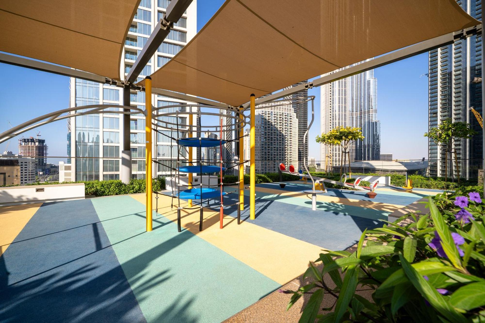Luxury One Bedroom With Full Burj Khalifa View & Fountain View By Delujo Dubai