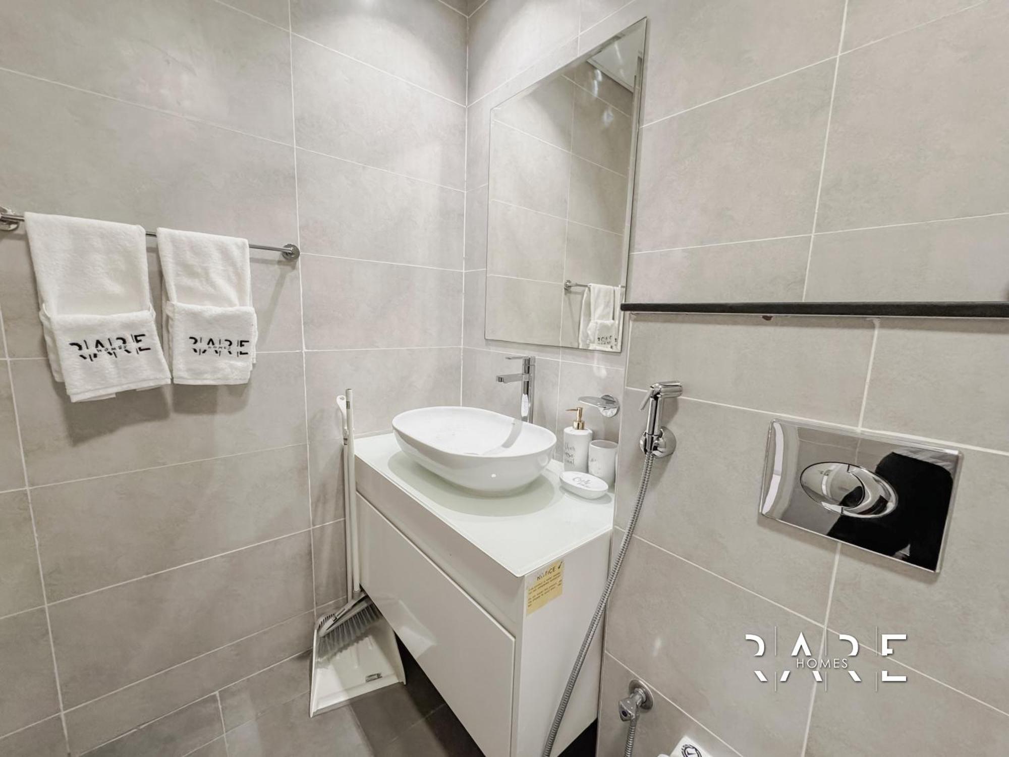 Rare Homes - Carson Tower B - Damac Hills - R3308 Dubai