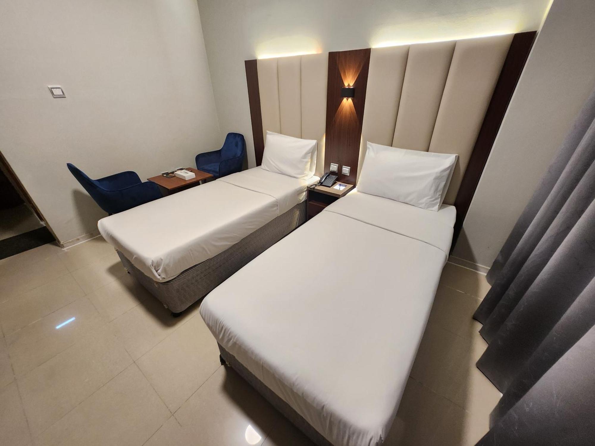 Melody Queen By Aura Hotel Dubai