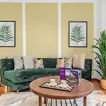Dream Inn Apartments - Marina Tower