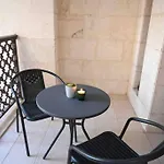 Brand New Furniture . Close To Dubai Mall.