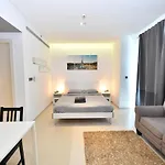 Cozy Studio Apt In Marina - Near Metro, Beach & Mall