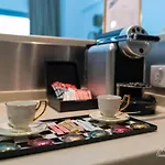 Dream Inn Apartments - Claren Downtown