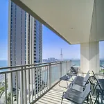 Luxury Brand New 2 Bedroom With Bluewater Views